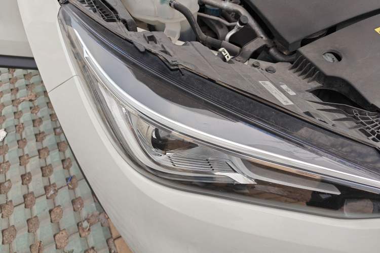 Used Infiniti QX50 2020 2.0T Two-Wheel Drive Fashion Edition Right Front Headlight