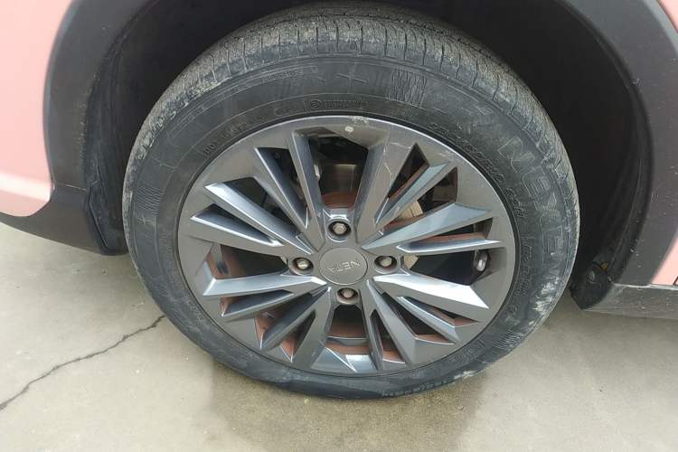 Used NETA V 2022 Chao 400 Lite Pink Custom Edition