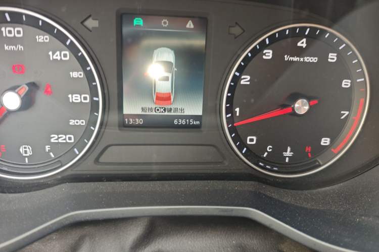 Used Roewe i5 2020 1.5L Manual 4G Connect Leehao Flagship Edition