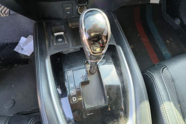 Used Nissan X-Trail 2019 2.0L CVT Smart Connect Comfort Edition 2WD
