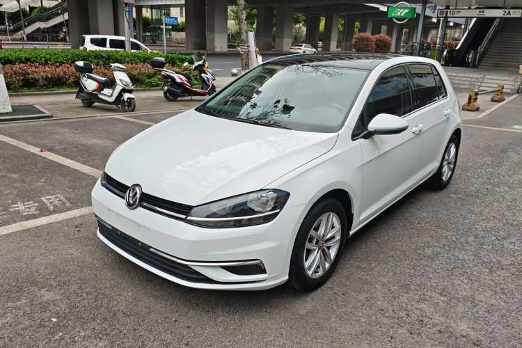 Used Volkswagen Golf 2019 200TSI DSG Comfort & Ambition Edition China VI Standard