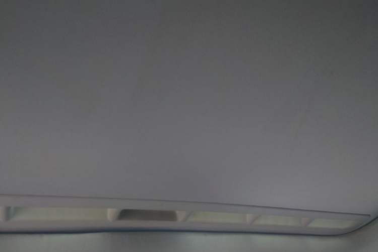 Used Volkswagen Sagitar 2014 Revised Version 1.4TSI Automatic Luxury Edition
