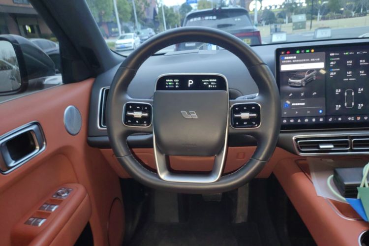 Used Li Auto L8 2023 Pro Model
