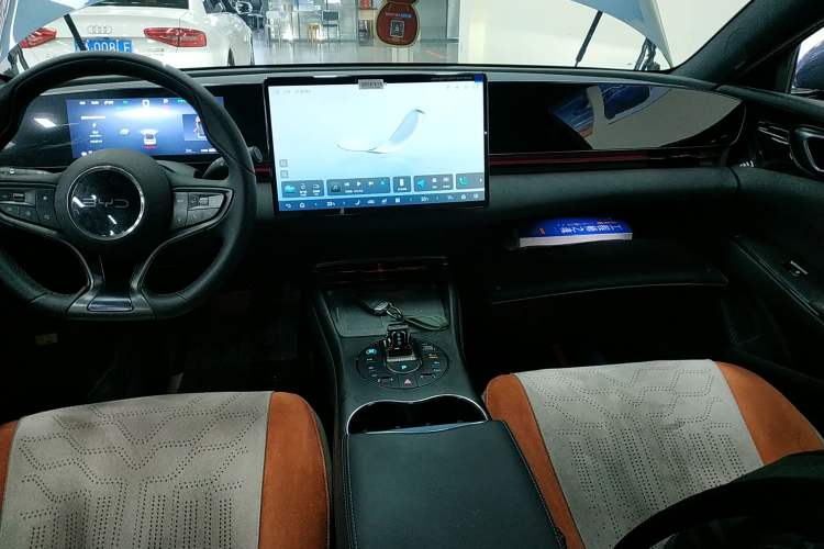 Used BYD Seal 2025 650 Long-Range Version