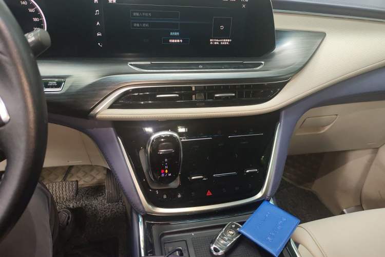 Used Buick GL8 2021 ES Landtrek 653T Comfort Edition