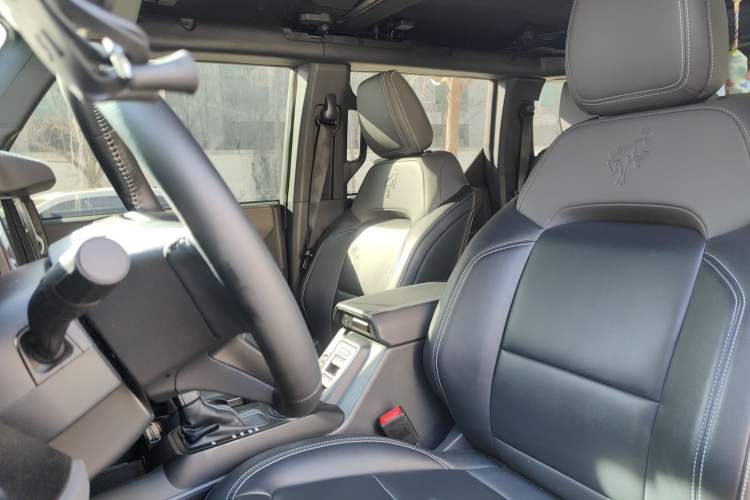 Used Ford Bronco 2024 2.3T Ink Diamond Big-Tire Off-Road Version
