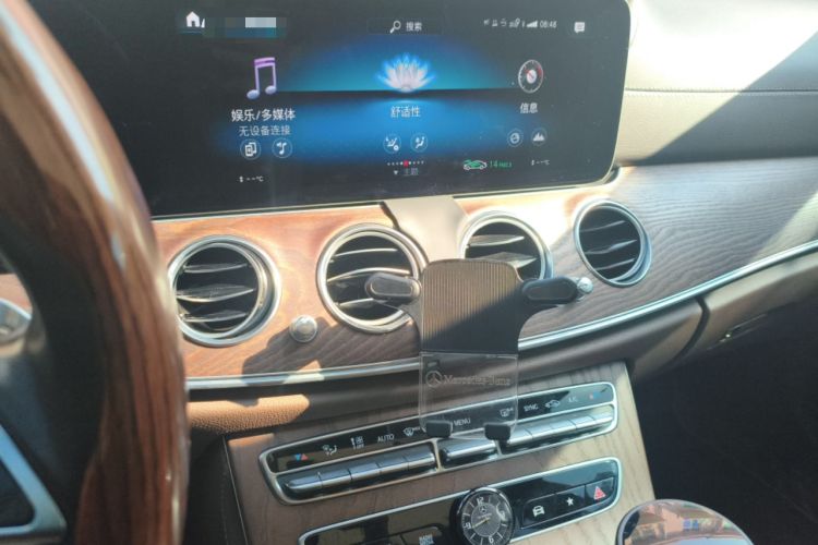 Used Mercedes-Benz E-Class 2021 Restyled E 300 L Luxury Edition Audio And AC Panel