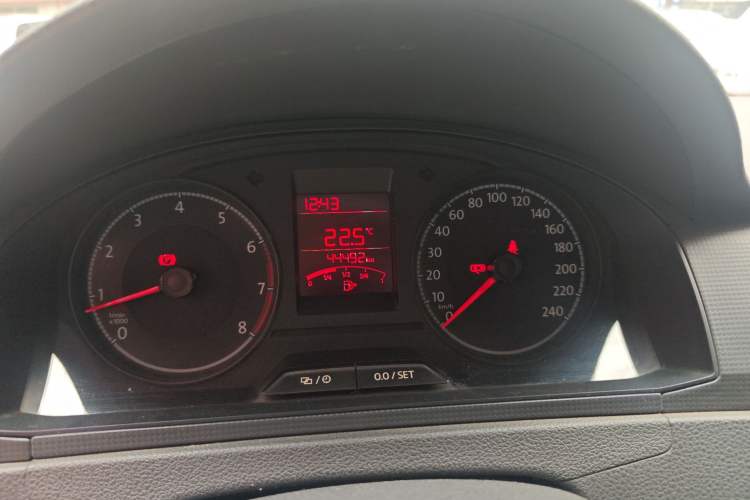 Used Volkswagen Santana 2016 1.4L Manual Fashion Edition Instrument Cluster