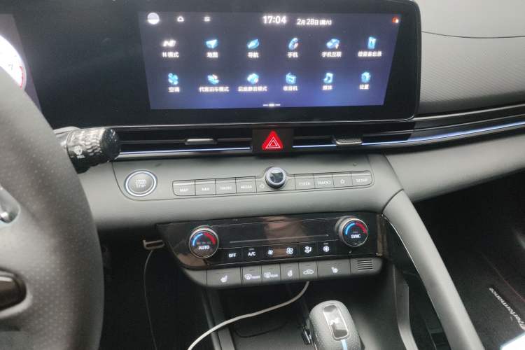 Used Hyundai Elantra N 2023 2.0T Sport Package Edition Audio And AC Panel