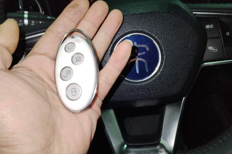 Used BYD Song 2021 Classic Edition 1.5T Automatic Elite Model Vehicle Key