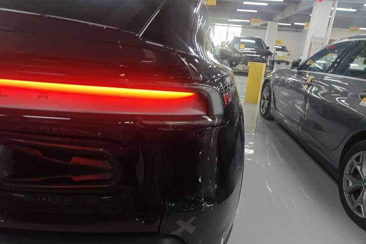 Used Tesla Model Y 2025 Updated Version Long-Range All-Wheel Drive