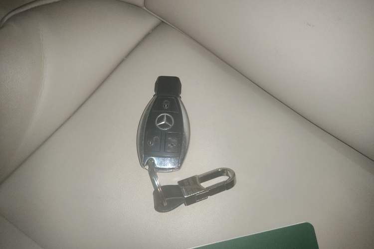 Used Mercedes-Benz S-Class 2010 S 300 L Prestige Edition Vehicle Key