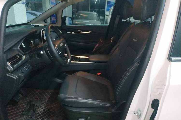 Used SAIC MAXUS G50 2023 PLUS 1.5T Happiness-Recommended Automatic Start Edition
