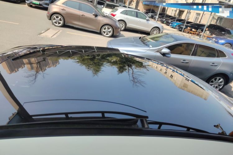 Used Mercedes-Benz C-Class 2024 Facelifted C-Class 260 L Night Edition Sports Version Roof