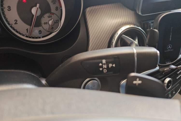 Used Mercedes-Benz GLA 2016 GLA 200 Fashion Model Gear Lever