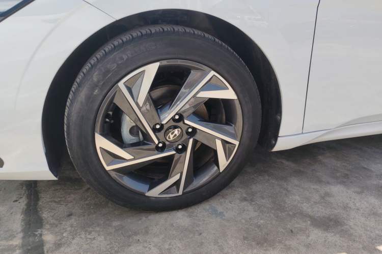 Used Hyundai Elantra 2023 1.5L CVT GLX Elite Edition
