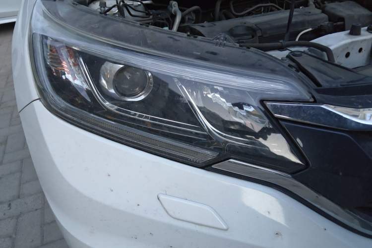 Used Honda CR-V 2015 2.4L Four-Wheel Drive Prestige Edition
