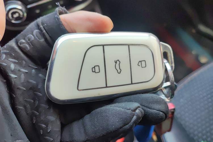 Used Chery Little Ant 2019 4-Seater Smart Edition 30.6 kWh Vehicle Key