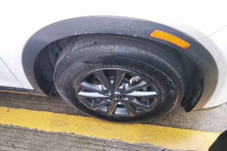 Used Mazda CX-4 2021 2.0L Automatic Two-Wheel Drive Blue Sky Dynamic Edition Exterior 7