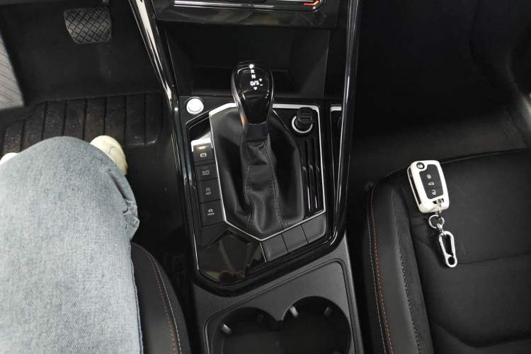 Used Volkswagen Tayron 2021 280TSI Two-Wheel Drive Luxury Smart Connectivity Version