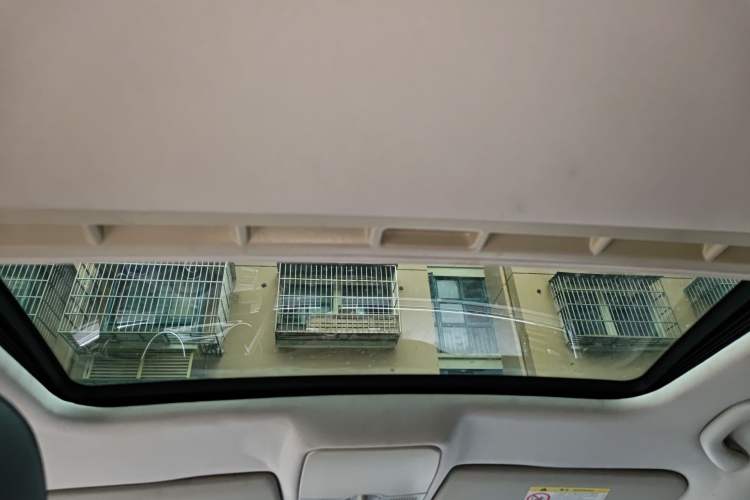 Used Volkswagen Bora 2015 Zhuihui Edition 1.6L Manual Comfort Model Headliner