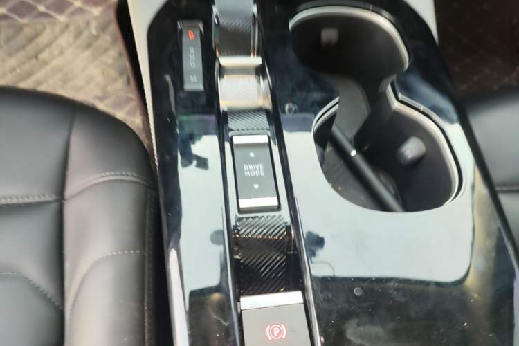Used Citroen C5 X 2021 1.6T Enjoy the Extraordinary Gear Lever