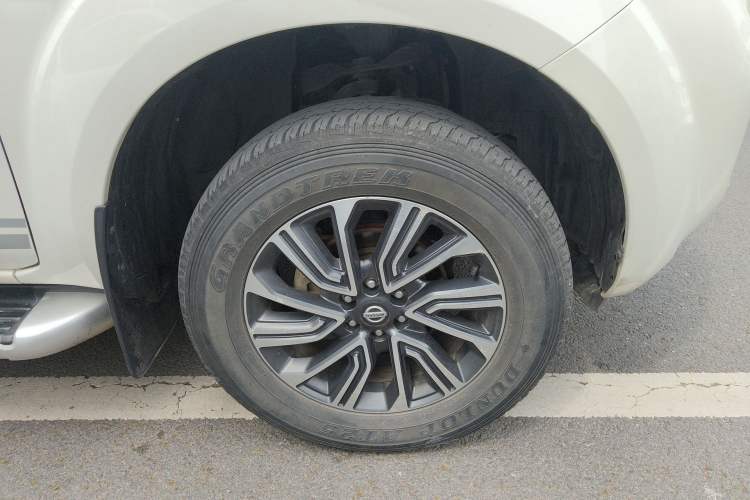 Used Nissan Terra 2020 2.5L XL Upper 4WD Automatic Four-Wheel Drive Luxury Edition Right Front Wheel Hub