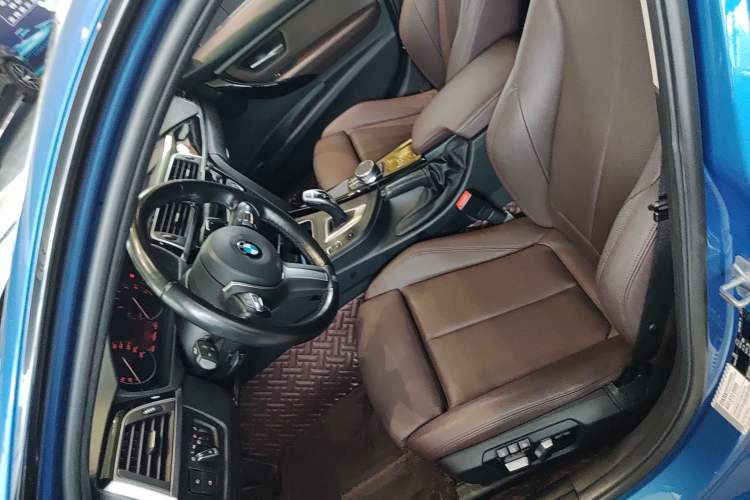 Used BMW 3 Series 2018 320Li Leading Model M Sport Package
