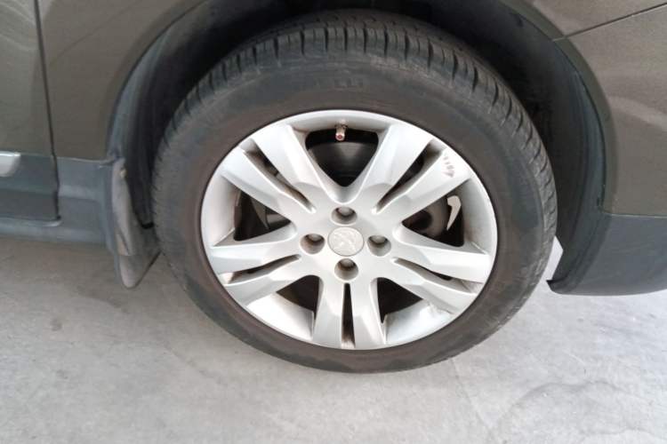 Used Peugeot 3008 2013 2.0L Automatic Classic Edition