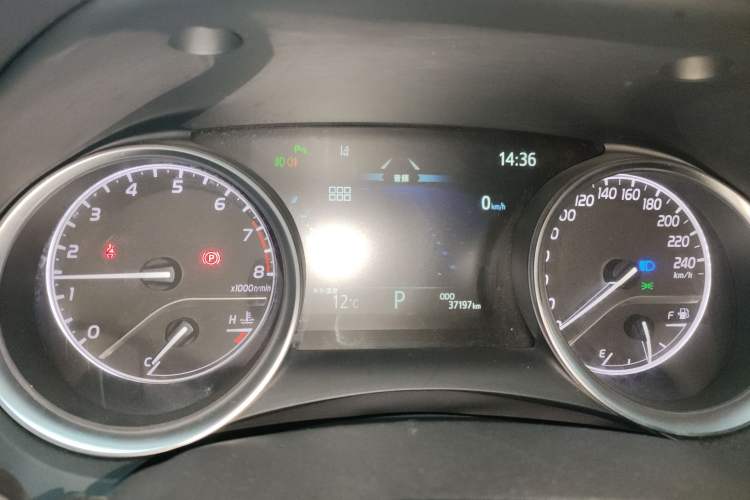 Used Toyota Camry 2021 2.0G Luxury Edition
