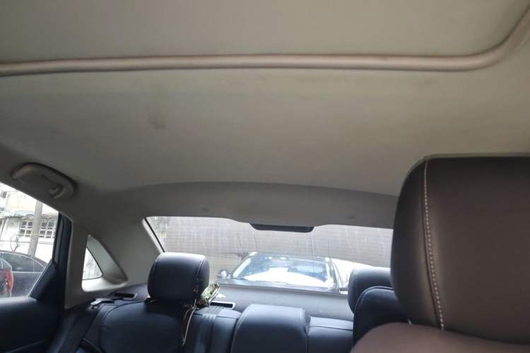 Used Buick GT 2015 15N Automatic Deluxe Edition Headliner