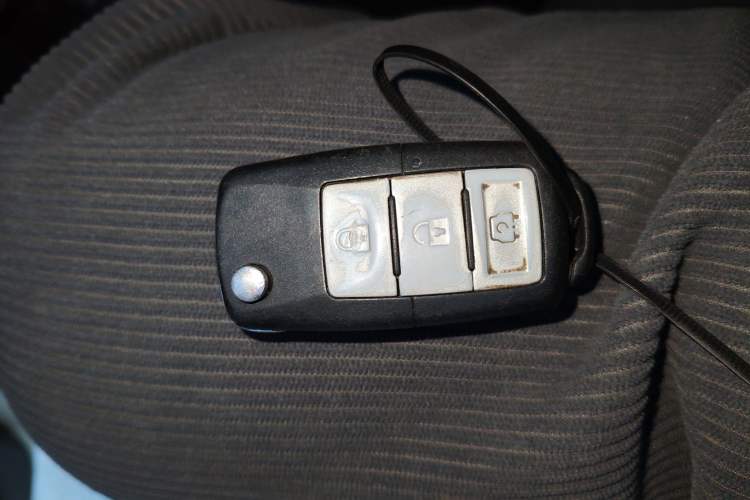 Used BAIC Weiwang M20 2014 1.5L Basic Version DAM15DL