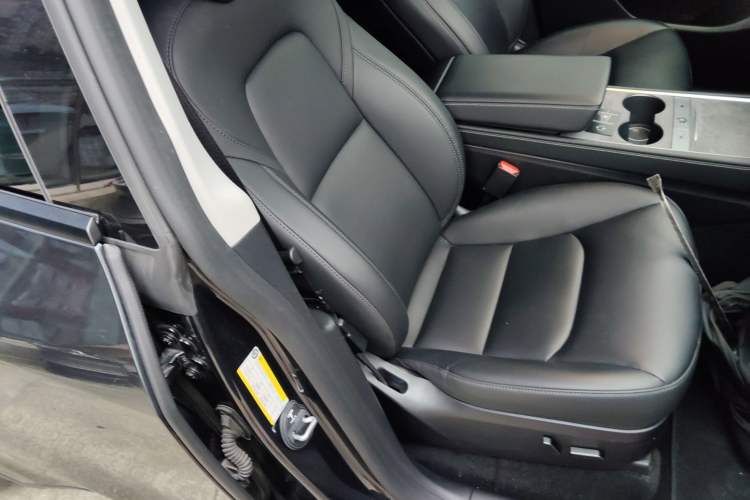 Used Tesla Model Y 2024 Rear-Wheel-Drive Version