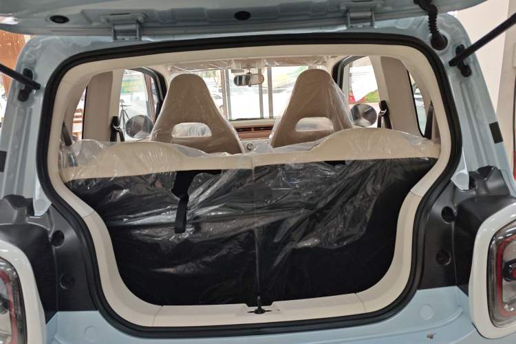 Used Bestune Pony 2026 Model 222km Shining Horse