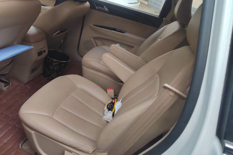 Used Baojun 730 2016 1.5L Manual Luxury Edition 7 Seats
