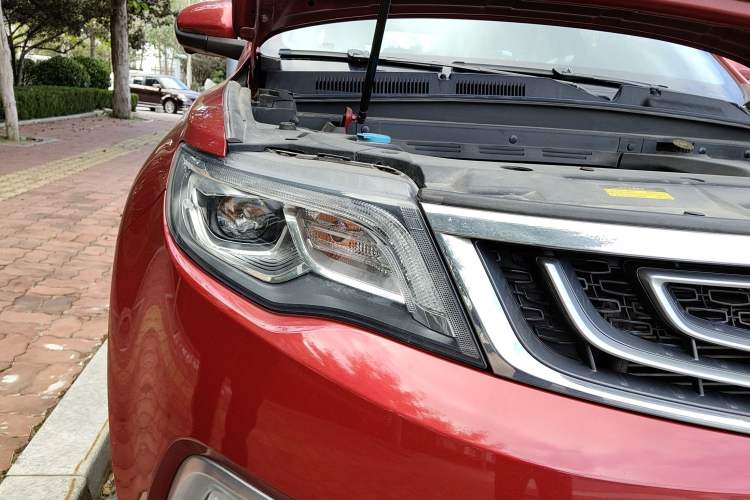 Used Geely Auto Emgrand X7 Sport 2016 1.8TD Automatic ZhiZun Version
