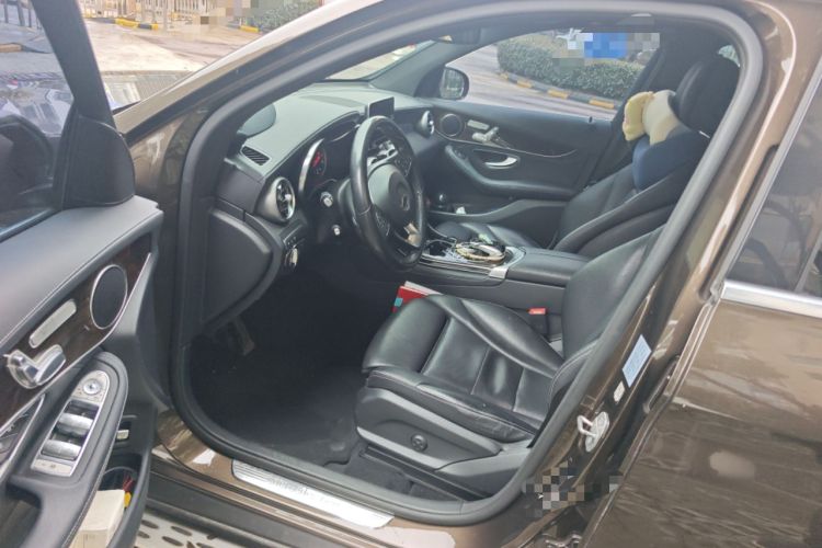 Used Mercedes-Benz GLC 2017 GLC 260 4MATIC Luxury Model