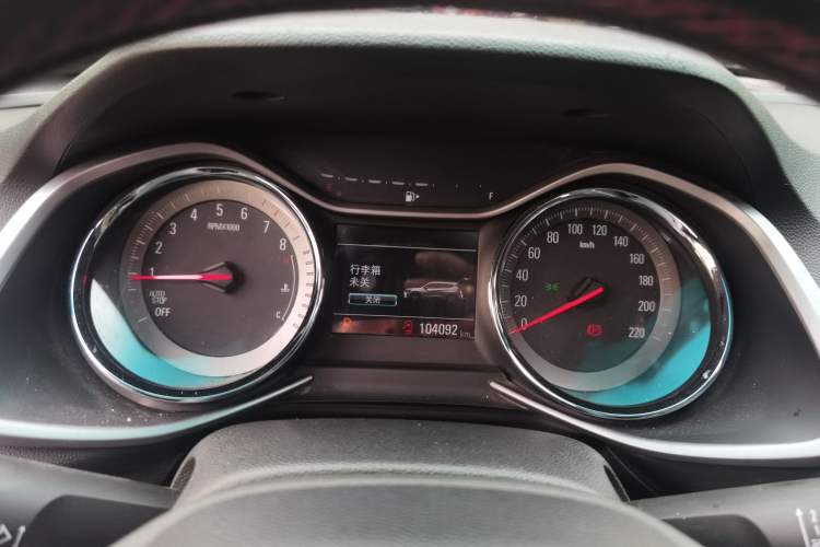 Used Chevrolet Orlando 2018 Redline 530T Automatic Zhaoxiang Edition (5+2 Seating) – China V Standard Instrument Cluster