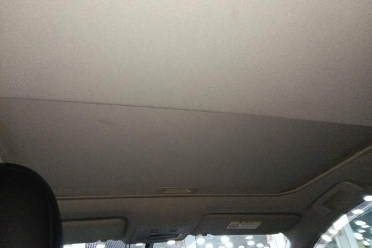 Used Toyota RAV4 2016 2.0L CVT Two-Wheel Drive Fashion Edition China V Standard Headliner