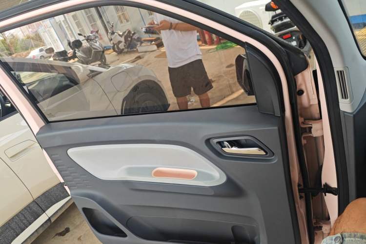 Used Wuling Hongguang MINIEV 2022 Macaron Premium Model – Lithium Iron Phosphate