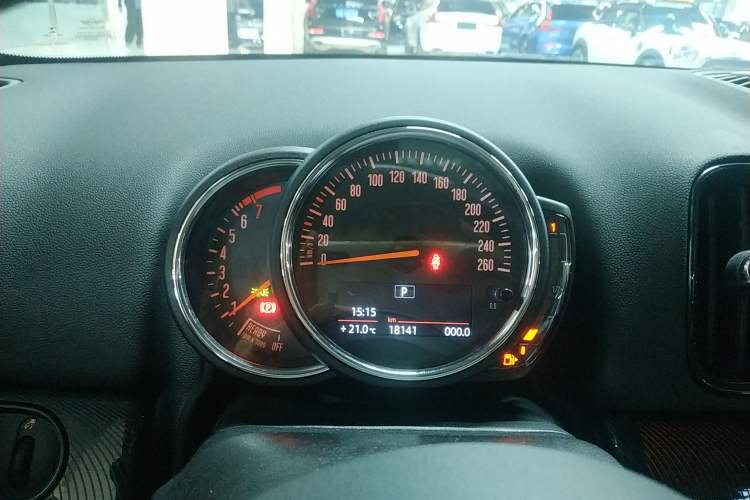 Used MINI Countryman 2017 1.5T COOPER ALL4 Instrument Cluster