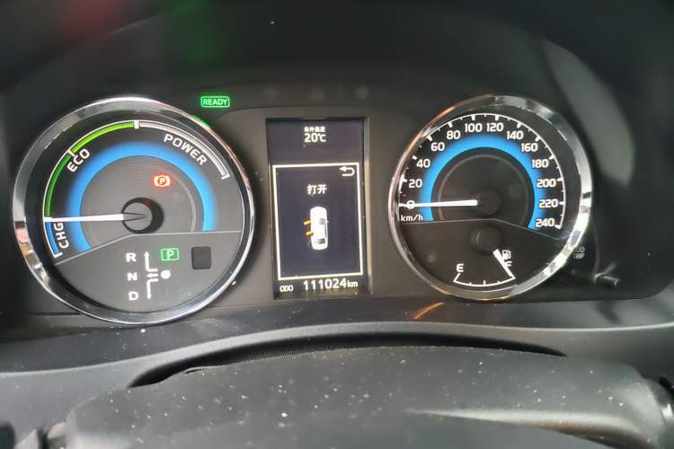 Used Toyota Levin 2017 Revised Dual-Engine 1.8H GS E-CVT Elite Sunroof Version China V Standard
