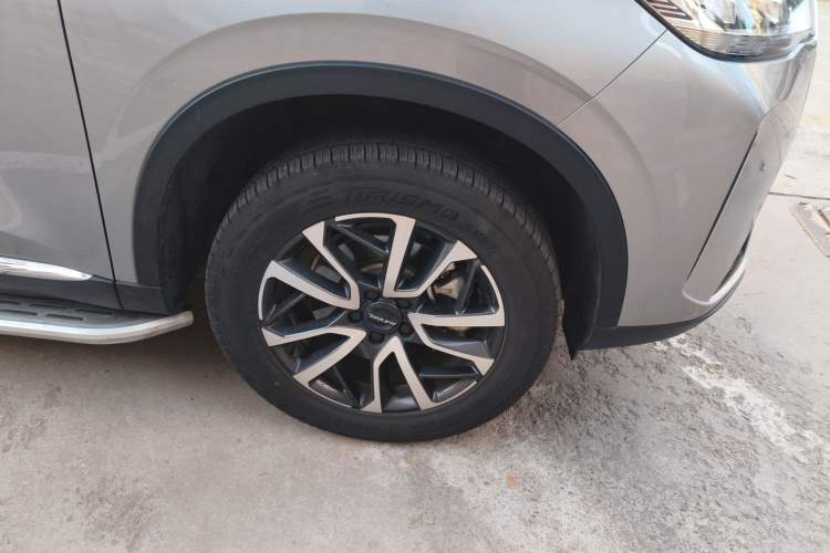 Used Haval H6 2021 3rd Generation 1.5T Automatic Two-Wheel Drive Max Right Front Wheel Hub