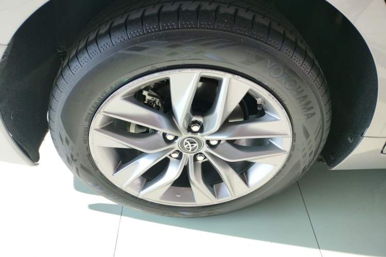 Used Toyota Avalon 2021 2.5L Luxury Edition