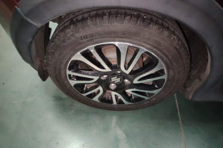 Used Suzuki Swift 2013 1.5L Automatic 20th Anniversary Limited Edition Exterior 5