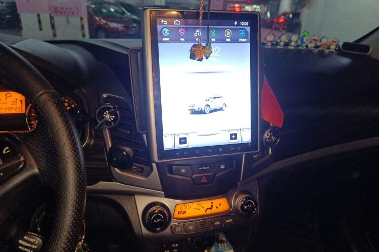 Used SsangYong Korando 2013 2.0L Gasoline Two-Wheel Drive Automatic Luxury Navigation Edition
