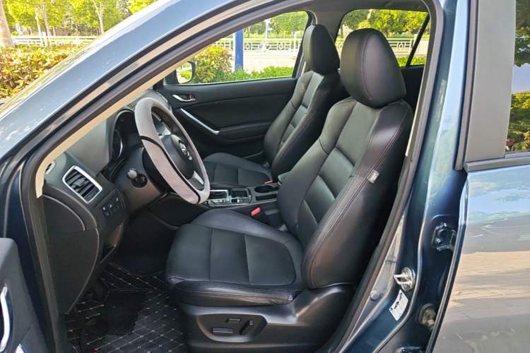 Used Mazda CX-5 2015 2.0L Automatic 4x4 Luxury Edition
