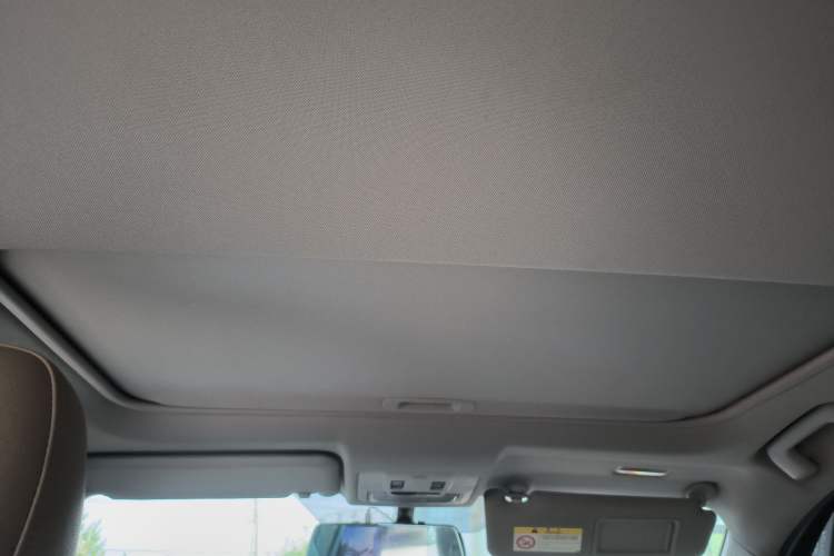 Used Toyota RAV4 2013 2.0L CVT Four-Wheel Drive Fashion Edition Headliner