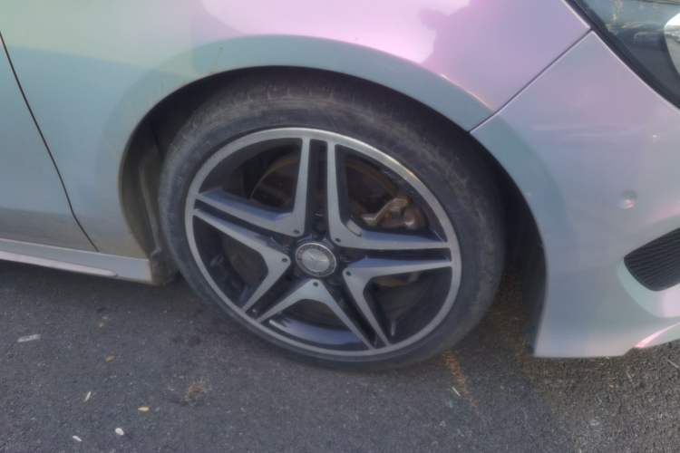 Used Mercedes-Benz CLA 2014 CLA 260 4MATIC Right Front Wheel Hub