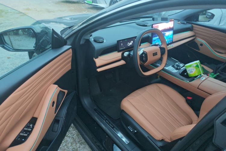 Used Geely Galaxy Galaxy 8 2025 130km EM-i Prestige Edition